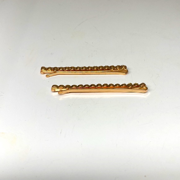 Set of 2 Bobbie pins copper colored with 15 clear crystal stones - Picture 2 of 5